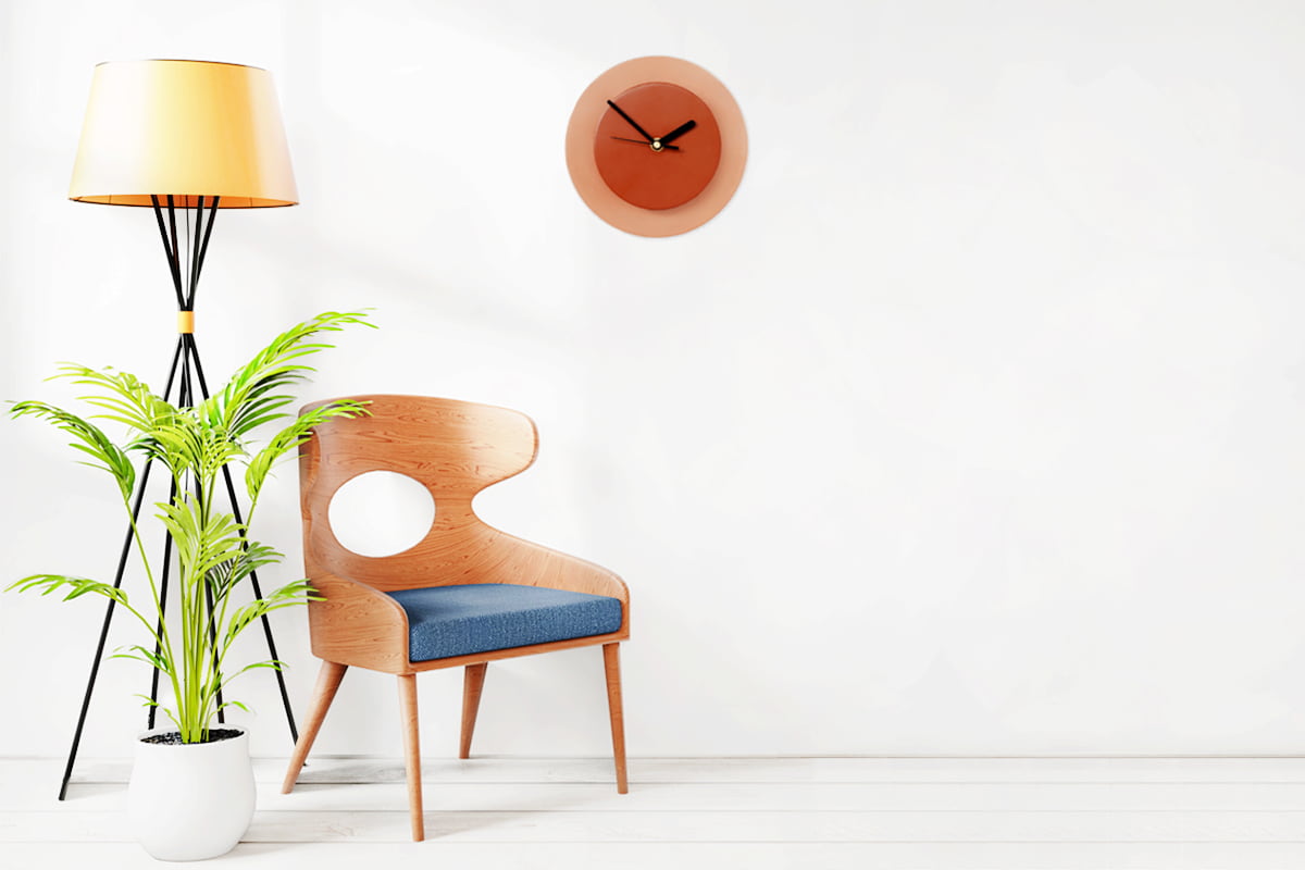 שעון קיר ממתכת